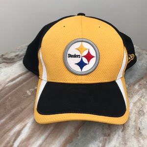 Pittsburgh Steelers New Era 39Thirty XL hat